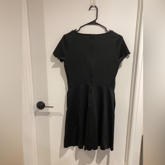 Gap BNWT scalloped edge Ponte Dress - Picture 7 of 7